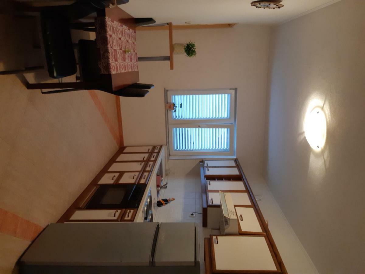 ביוגראד נה מורו Apartments Lola מראה חיצוני תמונה